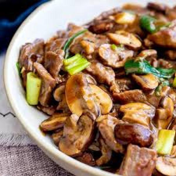 Beef with Mushroom Sauce