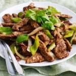 Beef in Satay Sauce (1,2,4,5,14)