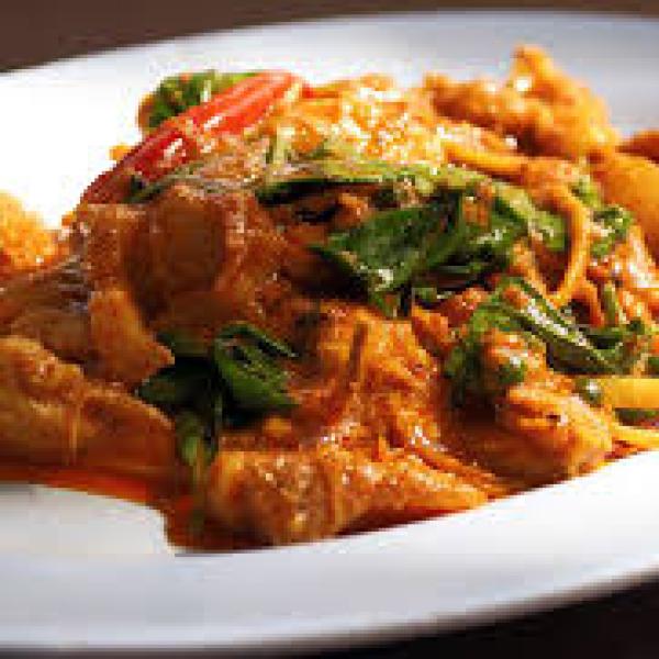 Beef with Thai Red Curry/ Green Curry (5,6.11)