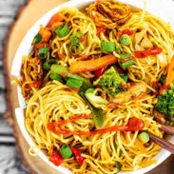 Mixed Vegetable Chow Mein (5,14)