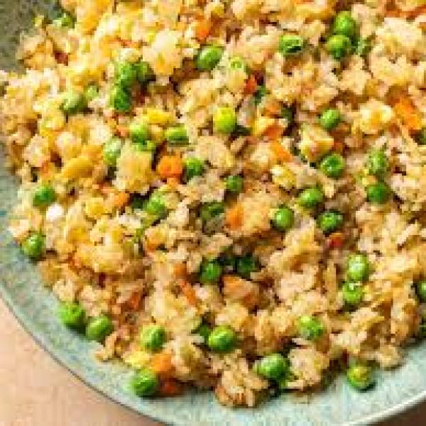 Mixed Vegetable Fried Rice (3,14)