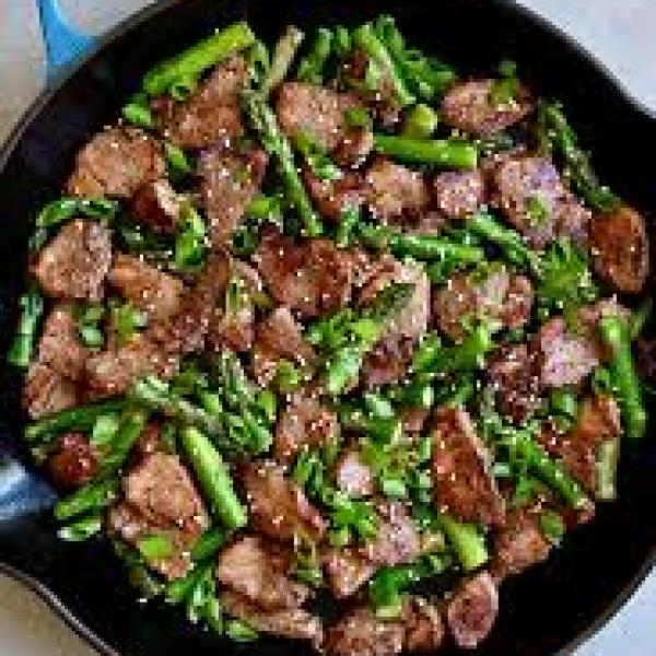 Pork with Black Pepper Sauce (1,5)