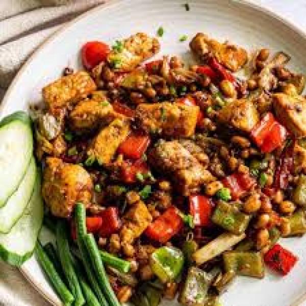 House Special with Kung Po Sauce (1,2,6,14)