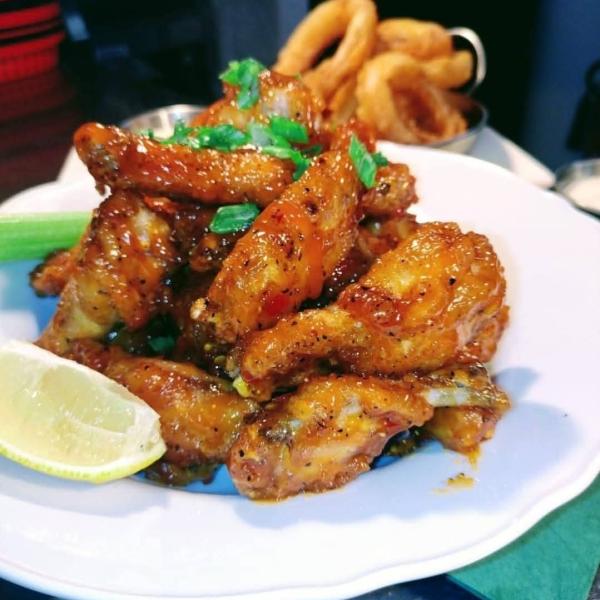 Hamlet House Wings