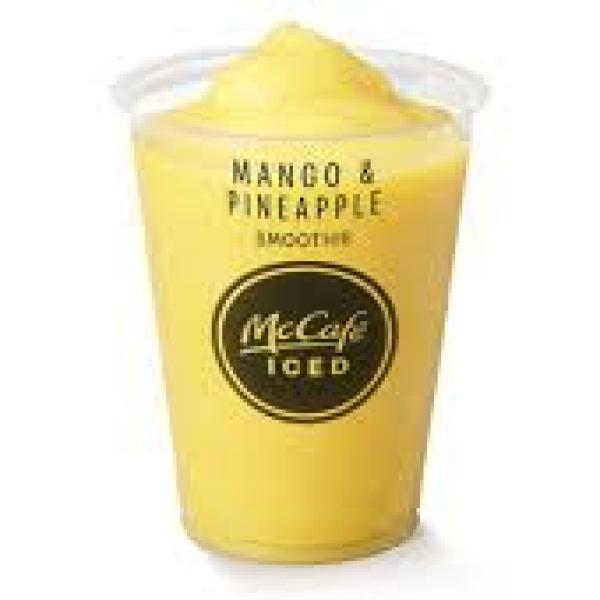 Mango & Pineapple Iced Fruit Smoothie