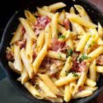 Penne Carbonara with Garlic Bread